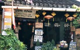 Phố cổ Hội An nhộn nhịp du khách sau dịch Covid-19